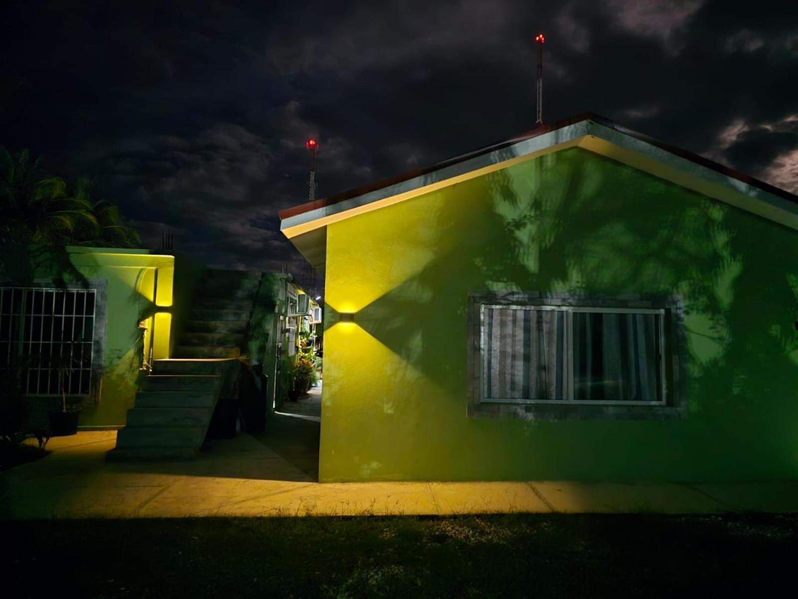 Bed and Breakfast Tuquil-Ha Ледивиль Экстерьер фото